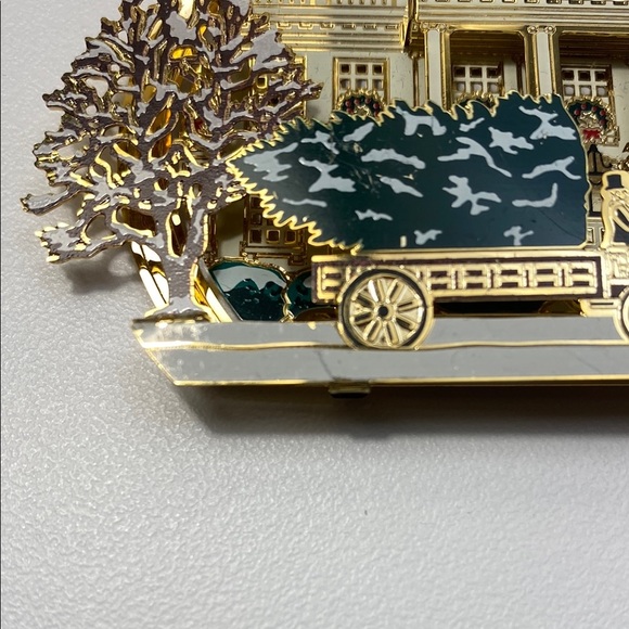 2003 White House Historical Association Ornement Gold and Red Holiday Ornament - Picture 4 of 10